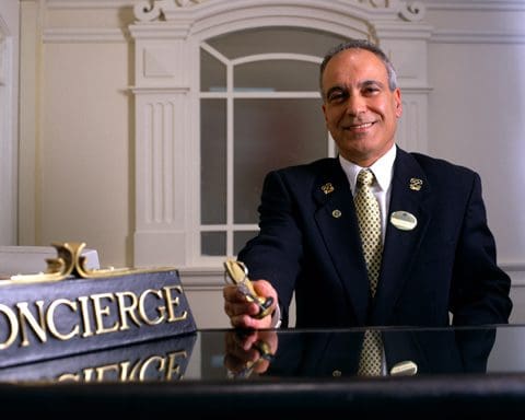 how to use a hotel concierge