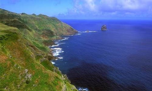 Valerie A Azores_Destination 500 x 300