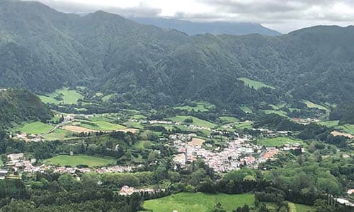 Valerie A Azores_Landscape 500 x 300