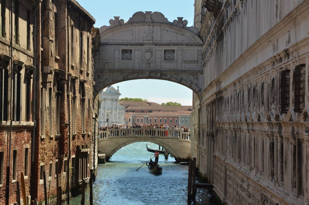 bridge of sighs