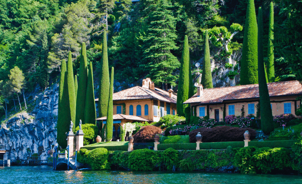 Kensington Tours, luxury villas